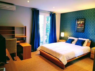 chambre du gîte Pic St Loup aux Coquilloux location de vacances en gîte à Montpellier