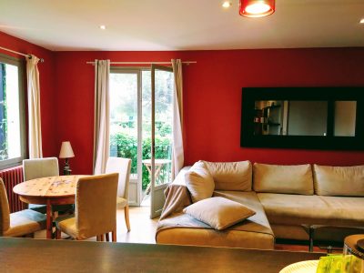 Salon du Gîte Pic St Loup aux Coquilloux location de vacances à Montpellier