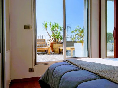Chambre de la grande Terrasse du Front de Mer location de vacances à la semaine ou au mois sur la plage de Palavas