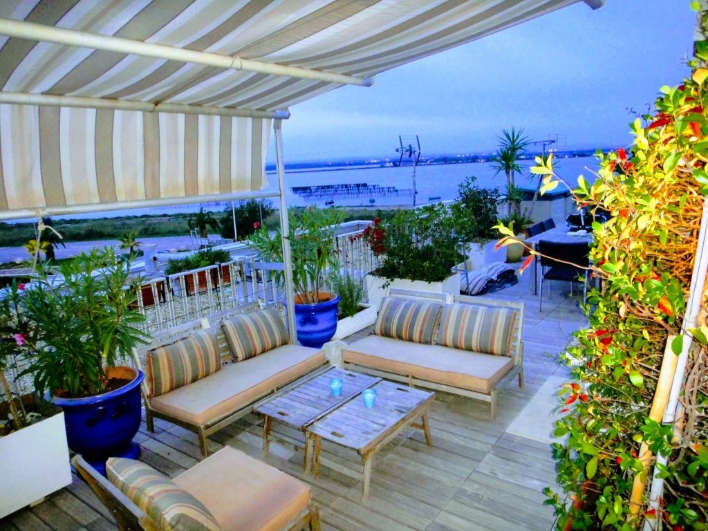 Les terrasses du front de mer location de vacances à la semaine ou au mois avec grande terrasse sur la plage de Palavas